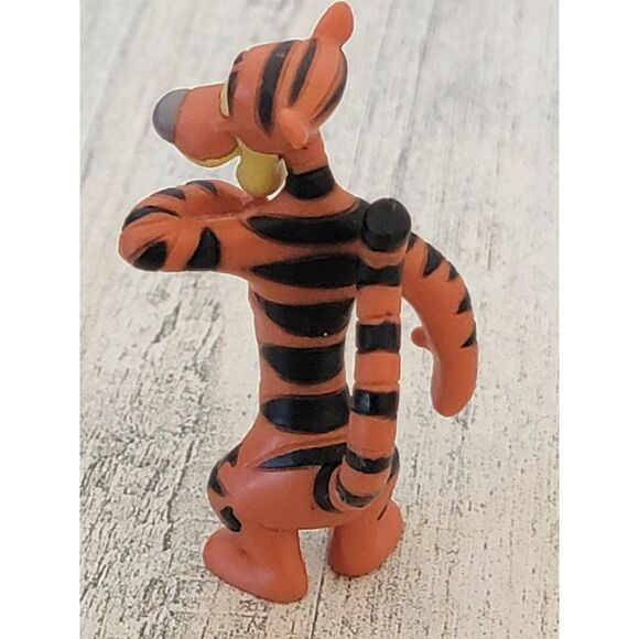 Happy Tigger Winnie Pooh Friend toy figure Disney - Picture 3 of 4